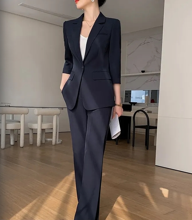 南京工作服定做,南京秋季工作服定做,南京哪里有西服工厂