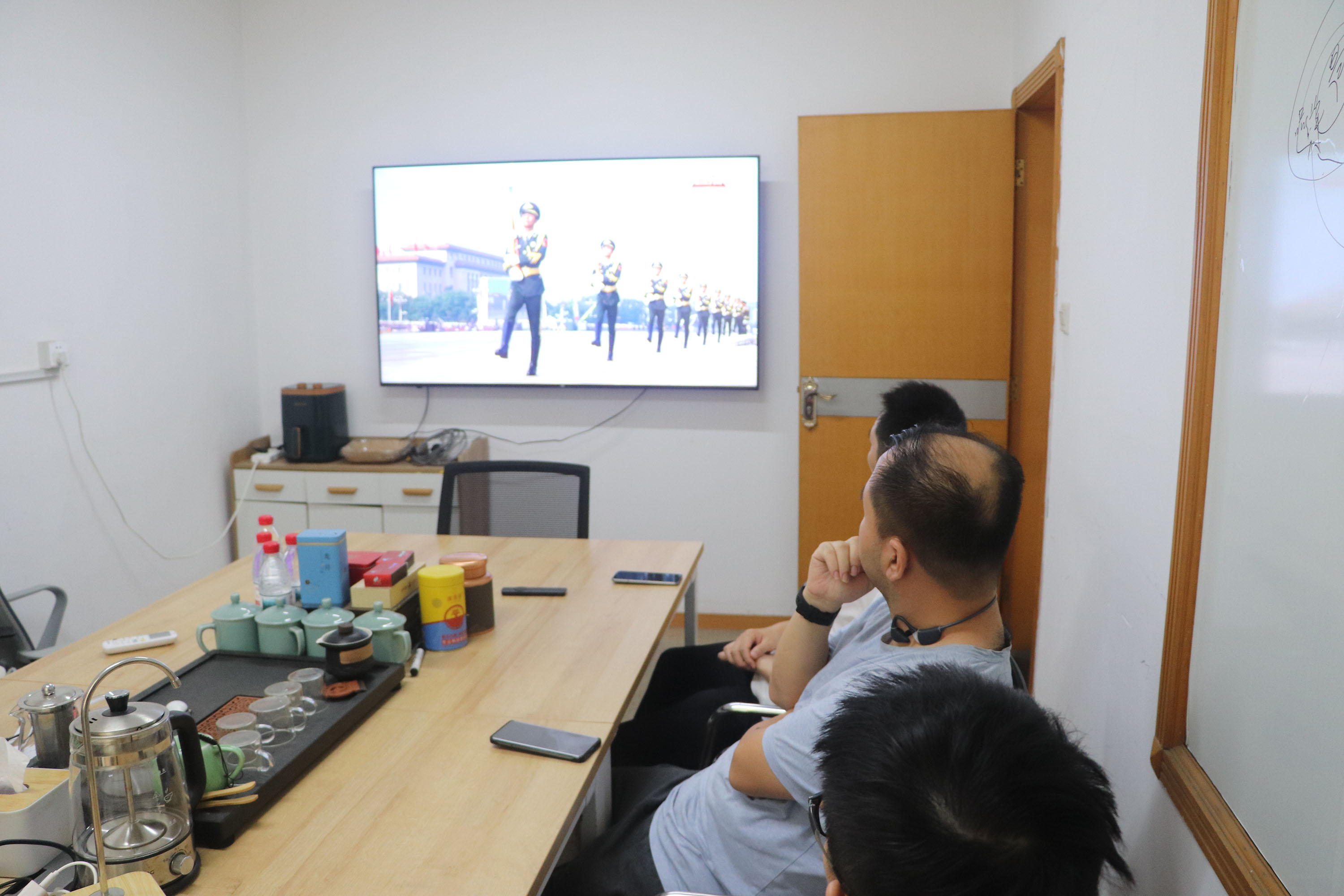 2025新澳门免费原料网